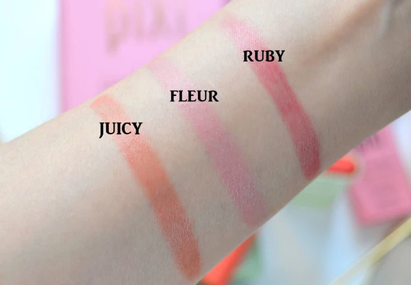 Pixi Beauty - On-the-Glow Blush3 Pixi Beauty - On-the-Glow Blush3
